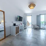 호텔 Alissachni Mykonos (adults Only) 5*